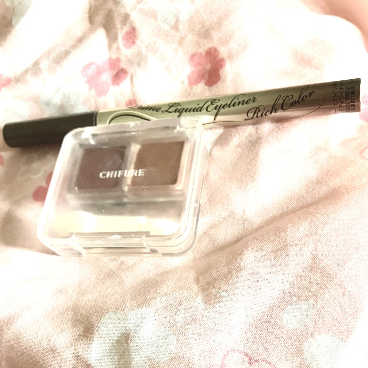 ツイン カラー アイシャドウ/ちふれ/アイシャドウパレットを使ったクチコミ（1枚目）