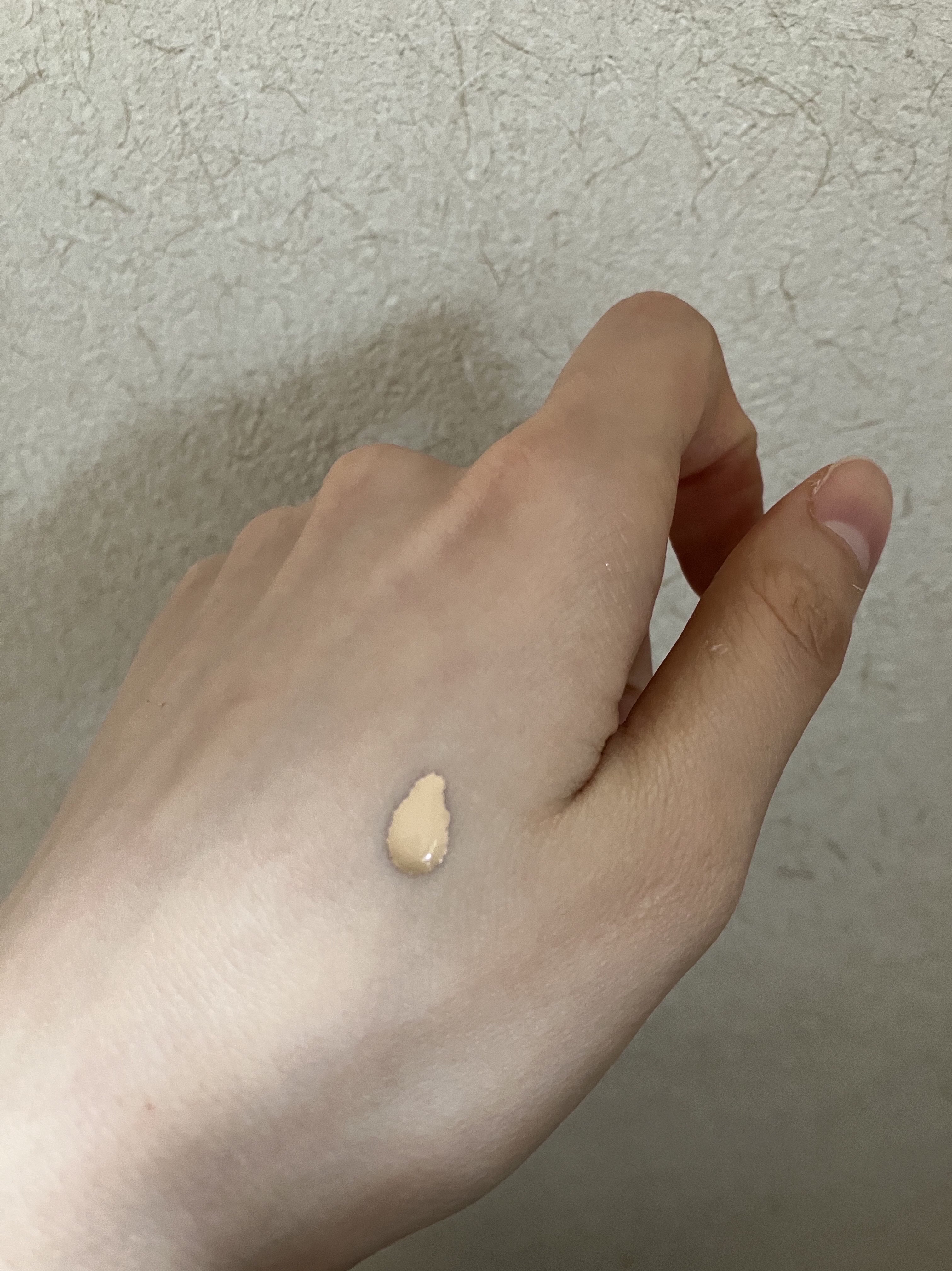 UV リキッド ファンデーション 32 オークル系/ちふれ/リキッドファンデーションを使ったクチコミ（3枚目）