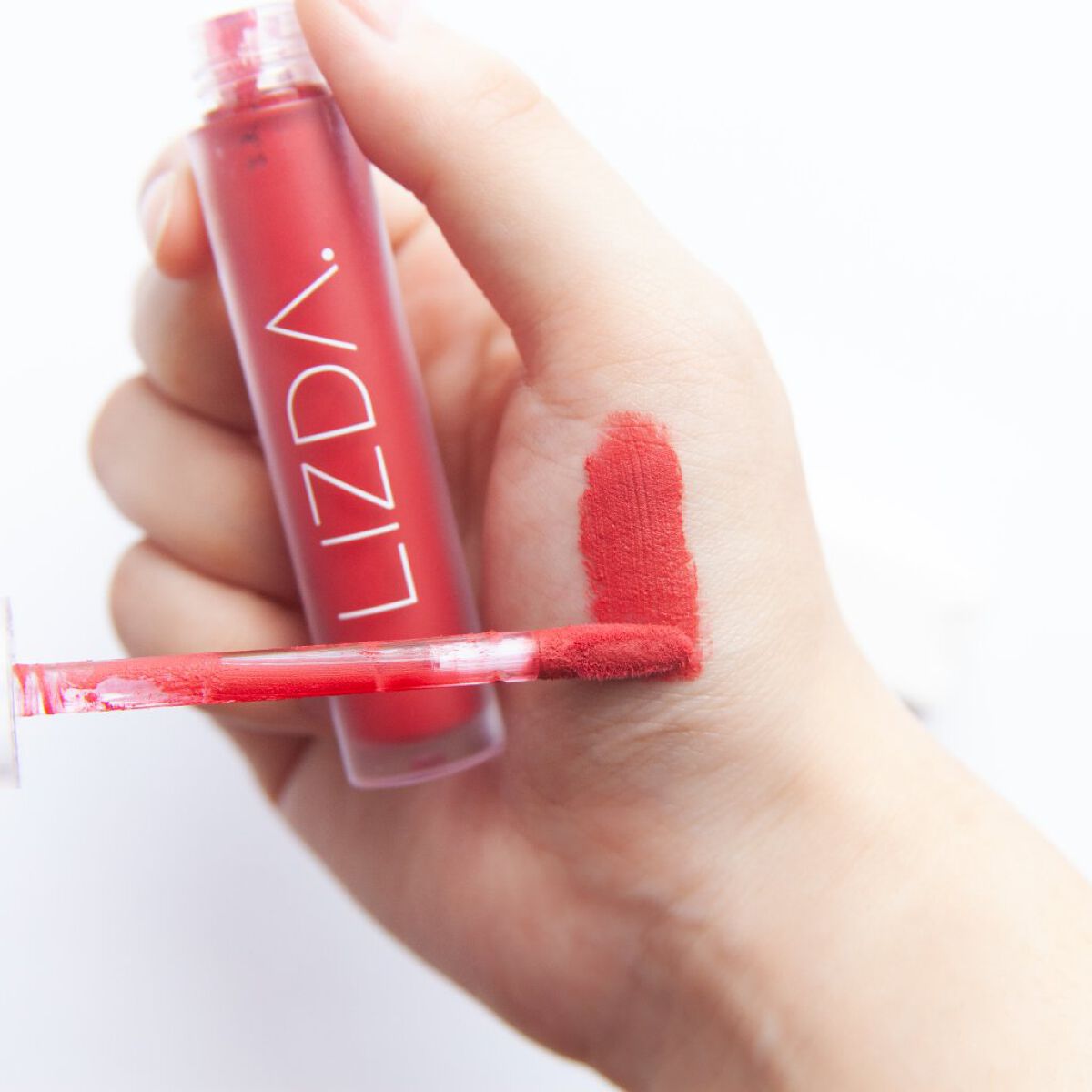 エアフィットベルベットティント 02 フィグレッド/LIZDA/リップティントを使ったクチコミ（3枚目）