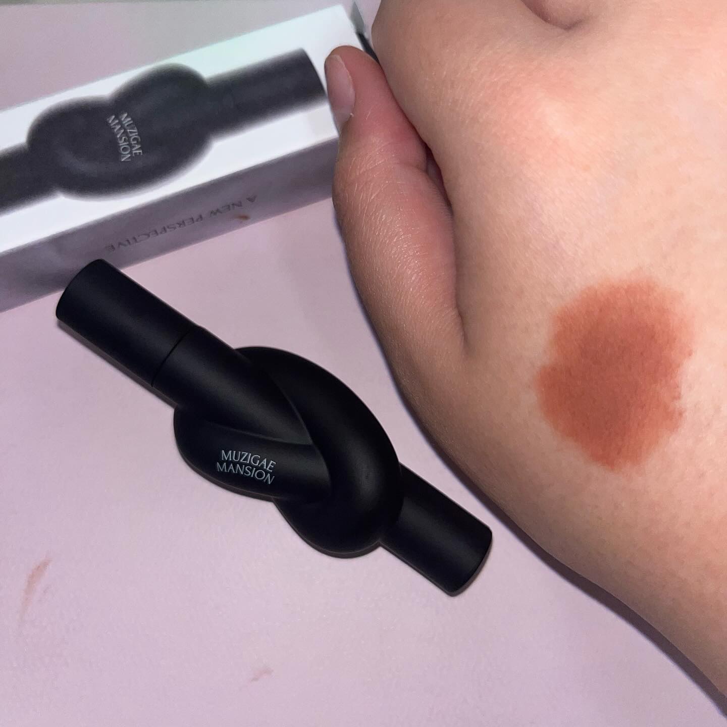 タイアップカバーティント/MUZIGAE MANSION/リップティントを使ったクチコミ（2枚目）