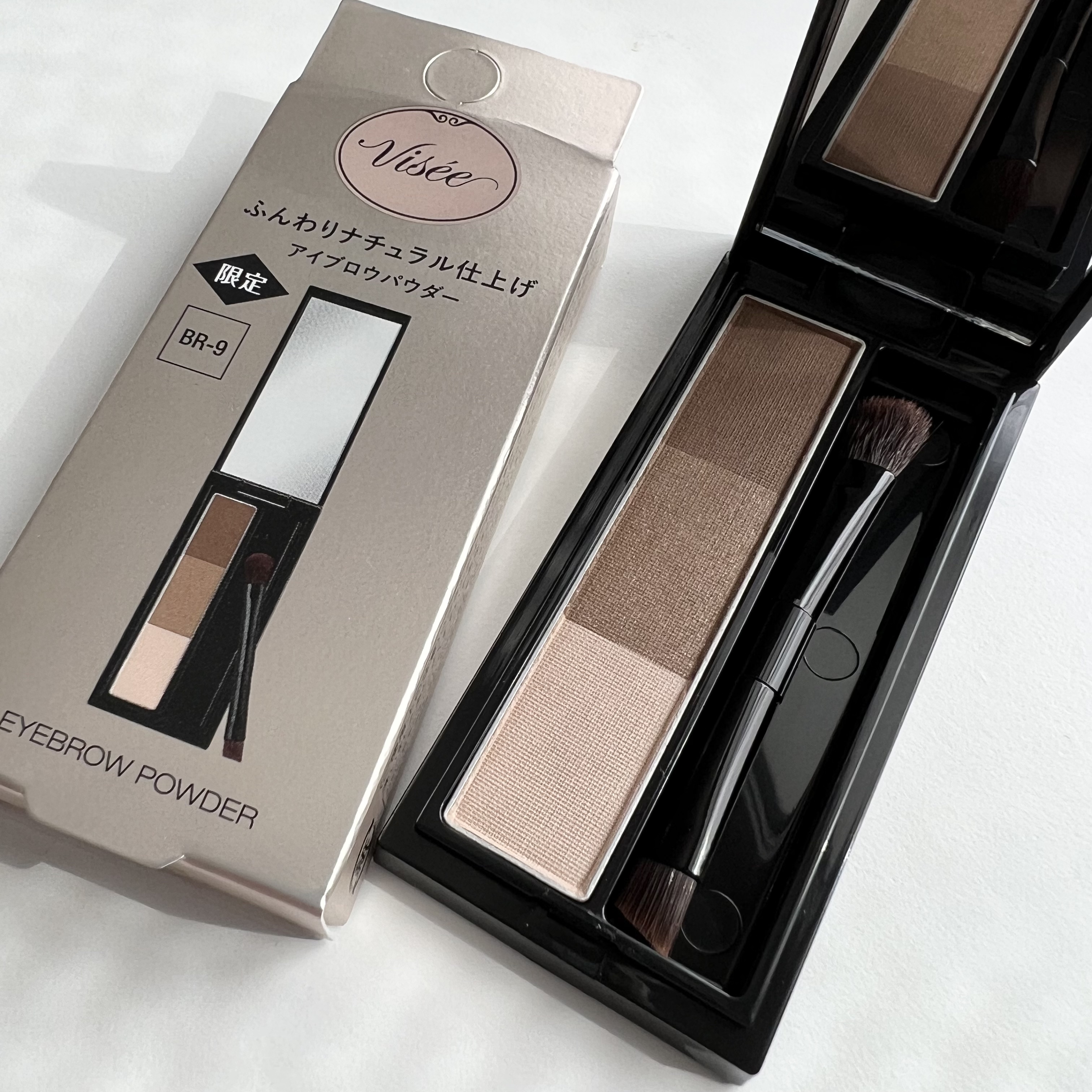 ヴィセ リシェ アイブロウパウダー BR-9 ホワイトアッシュブラウン(限定)/Visée/パウダーアイブロウを使ったクチコミ（2枚目）