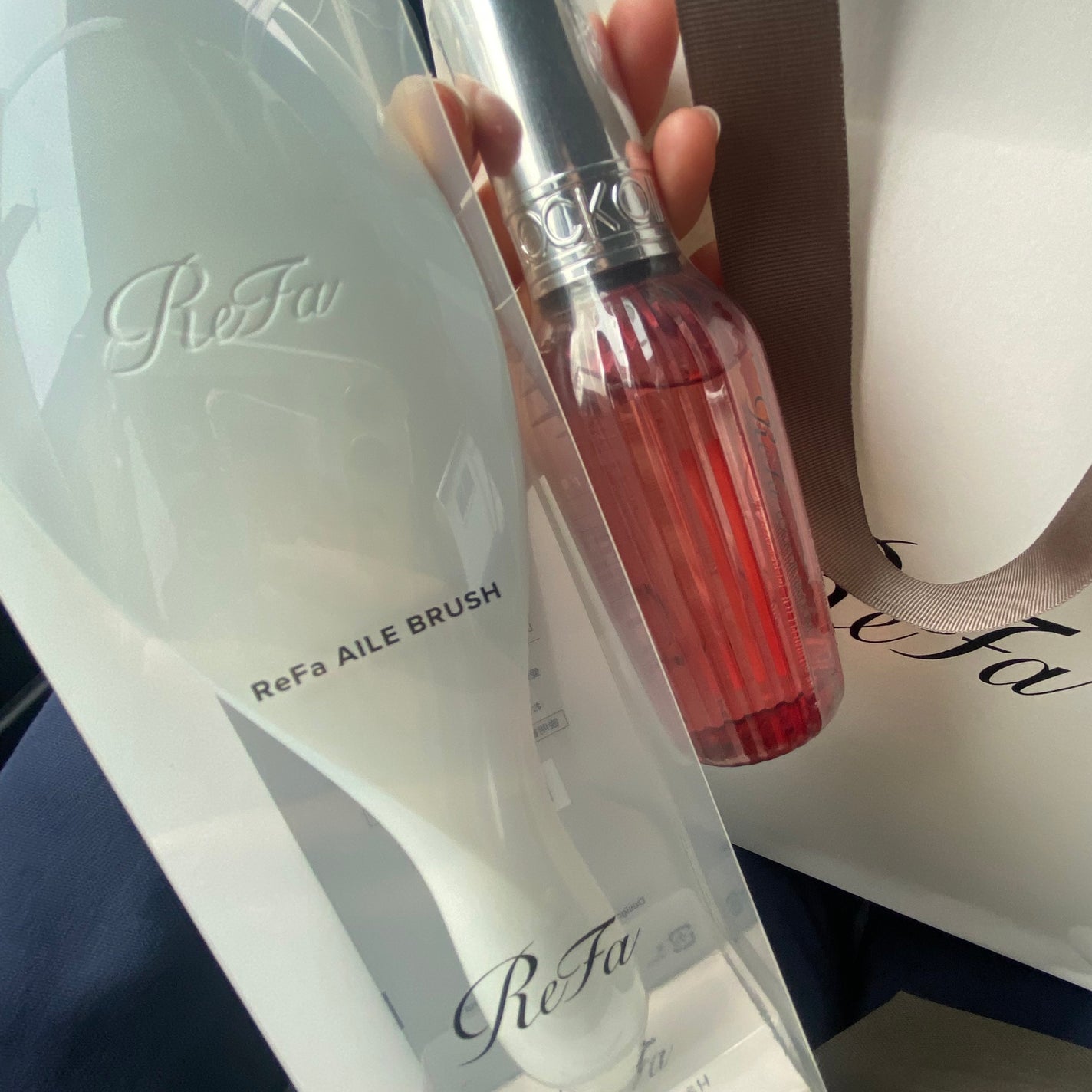 リファエールブラシ/ReFa/ヘアブラシを使ったクチコミ(2枚目)