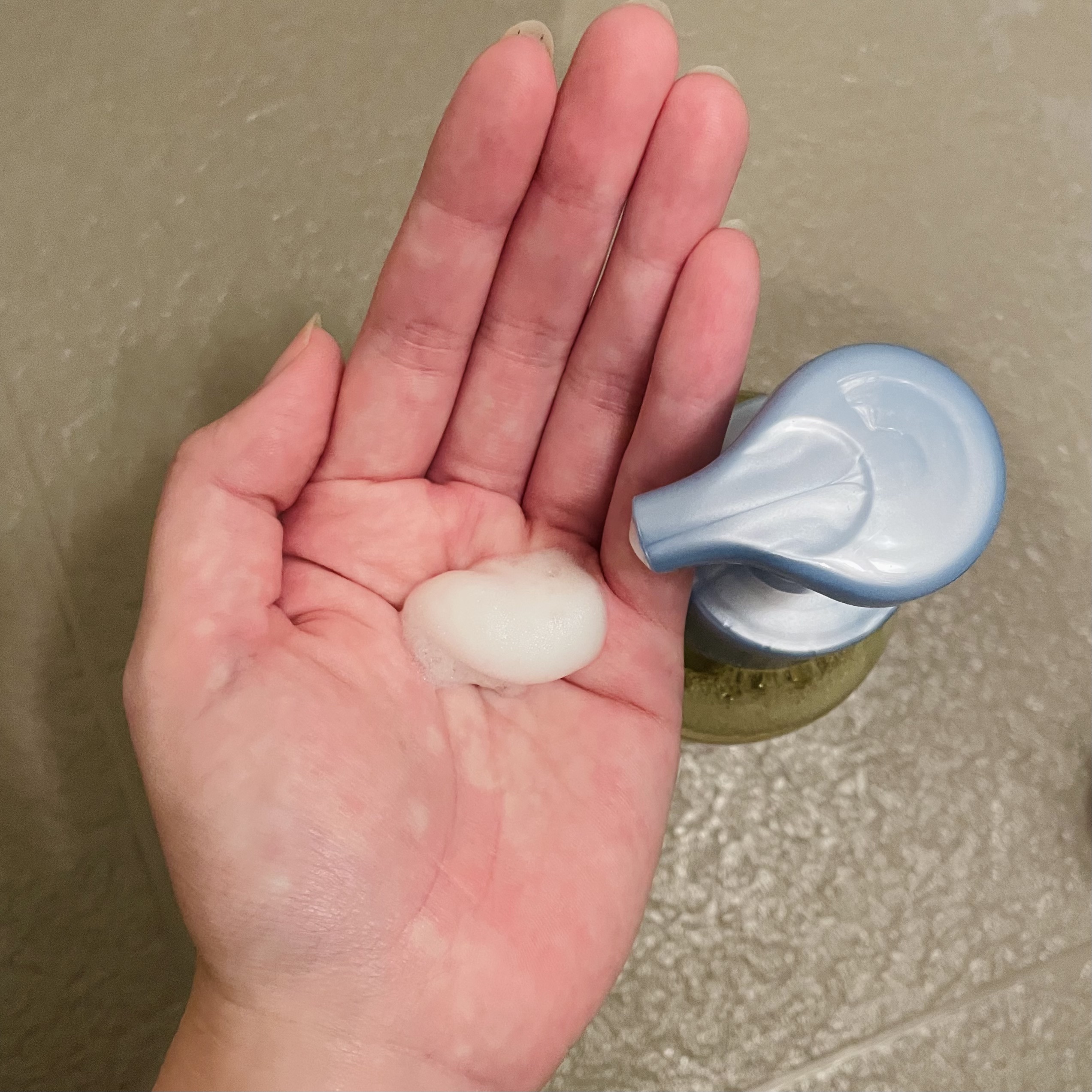 スムース泡シャンプー〈ホワイトティーの香り〉/SGNI/市販シャンプーを使ったクチコミ（1枚目）