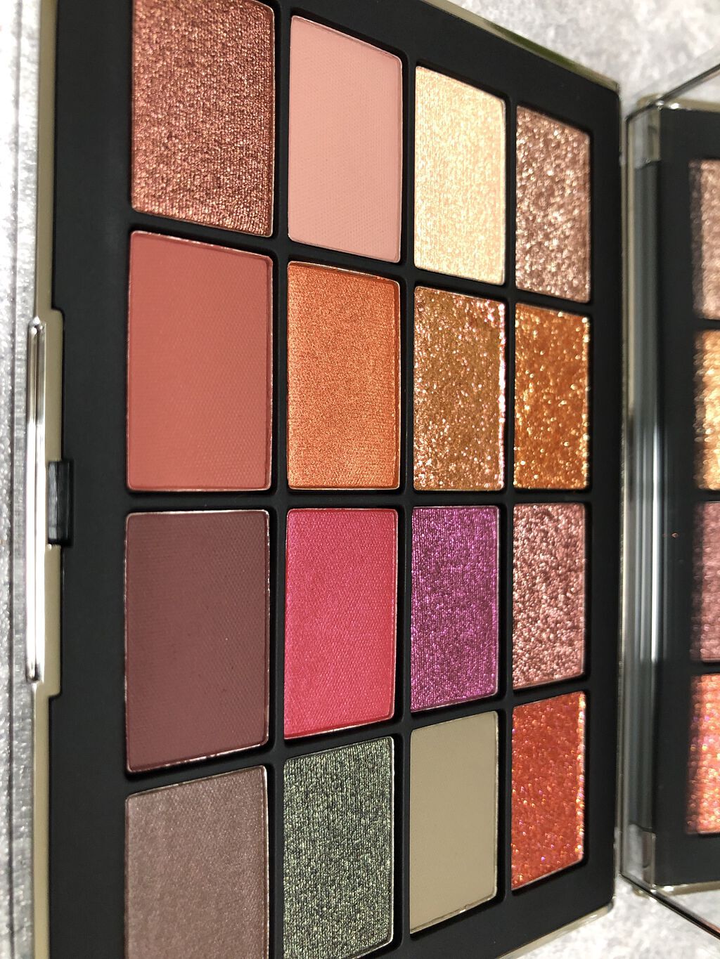 ビジュー アイシャドーパレット/NARS/アイシャドウパレットを使ったクチコミ(2枚目)