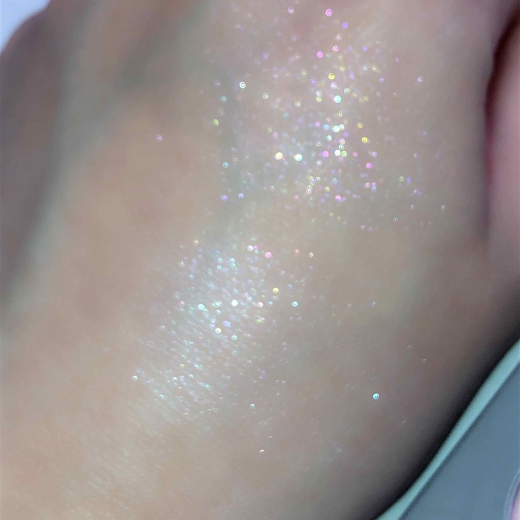 アーバンパールセーション スパークルアイシャドウ/KLAVUU/単色アイシャドウを使ったクチコミ（2枚目）