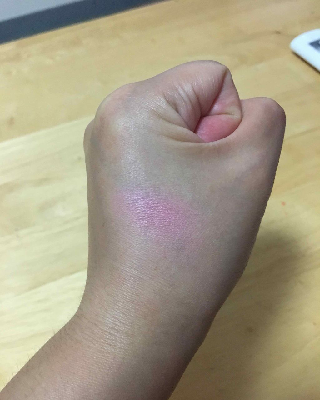 UR GLAM SELECT EYES/U R GLAM/単色アイシャドウを使ったクチコミ(2枚目)