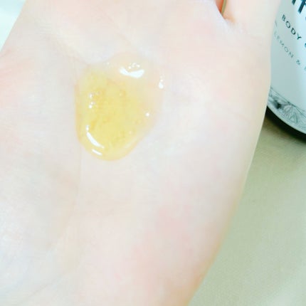 リフレッシングボディソープ(レモン&ベルガモットの香り)/Vitaming/ボディソープを使ったクチコミ(6枚目)