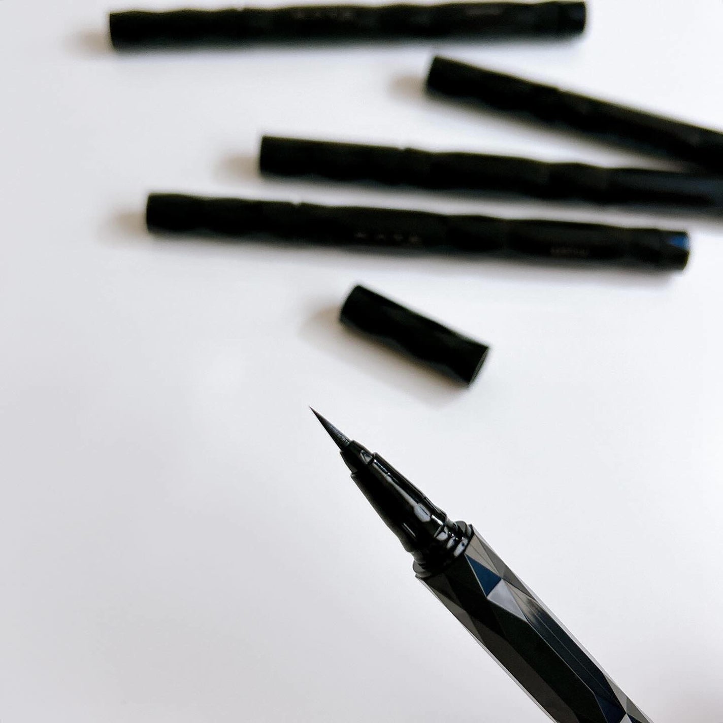 スーパーシャープライナーEX4.0/KATE/リキッドアイライナーを使ったクチコミ(3枚目)