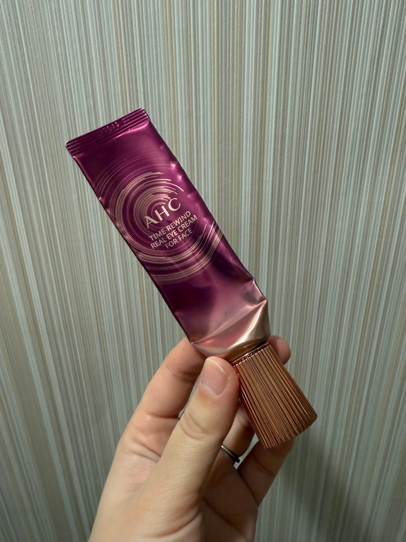 つやぷるリップR/b idol/口紅を使ったクチコミ(3枚目)