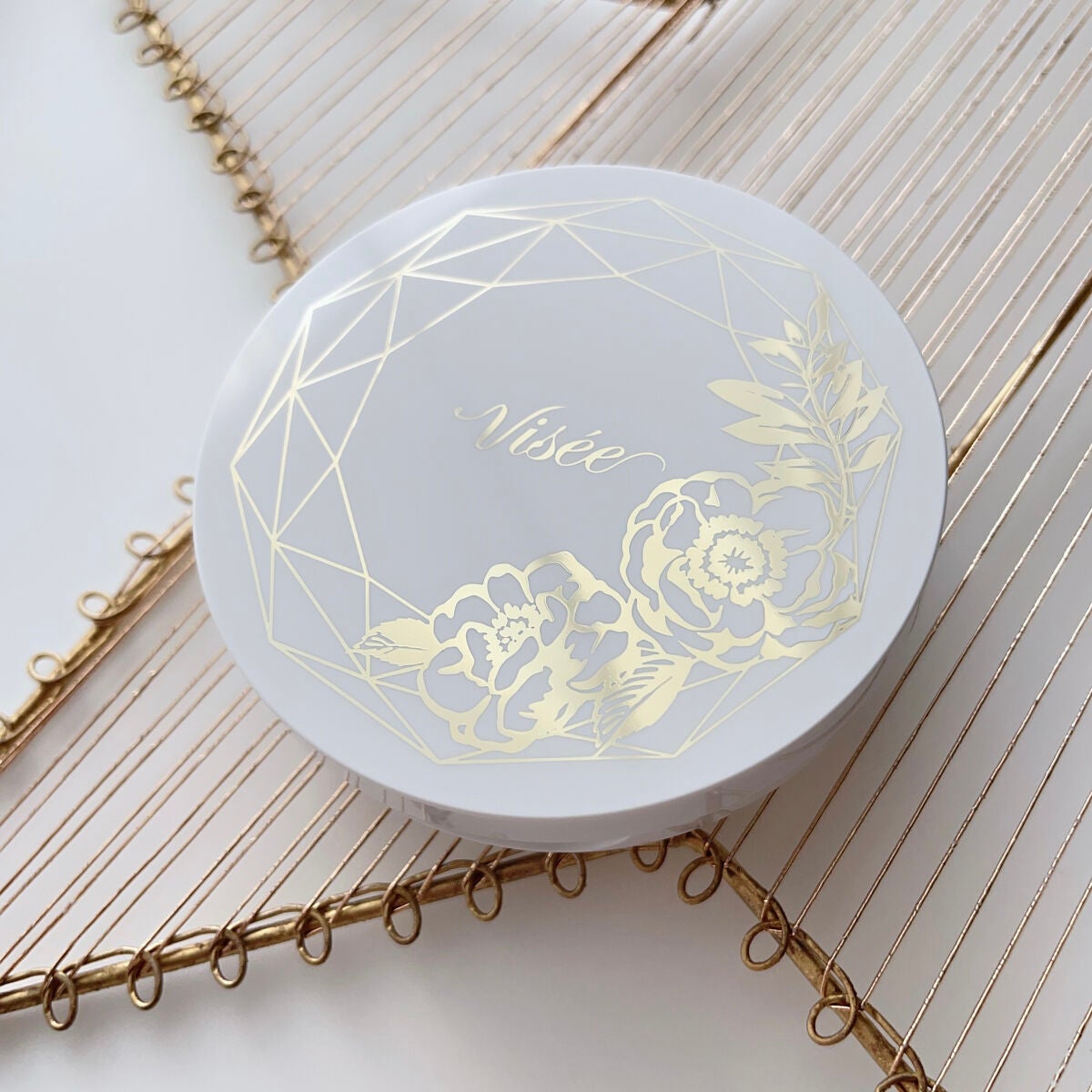 トーンアップ プレストパウダー/Visée/プレストパウダーを使ったクチコミ(3枚目)