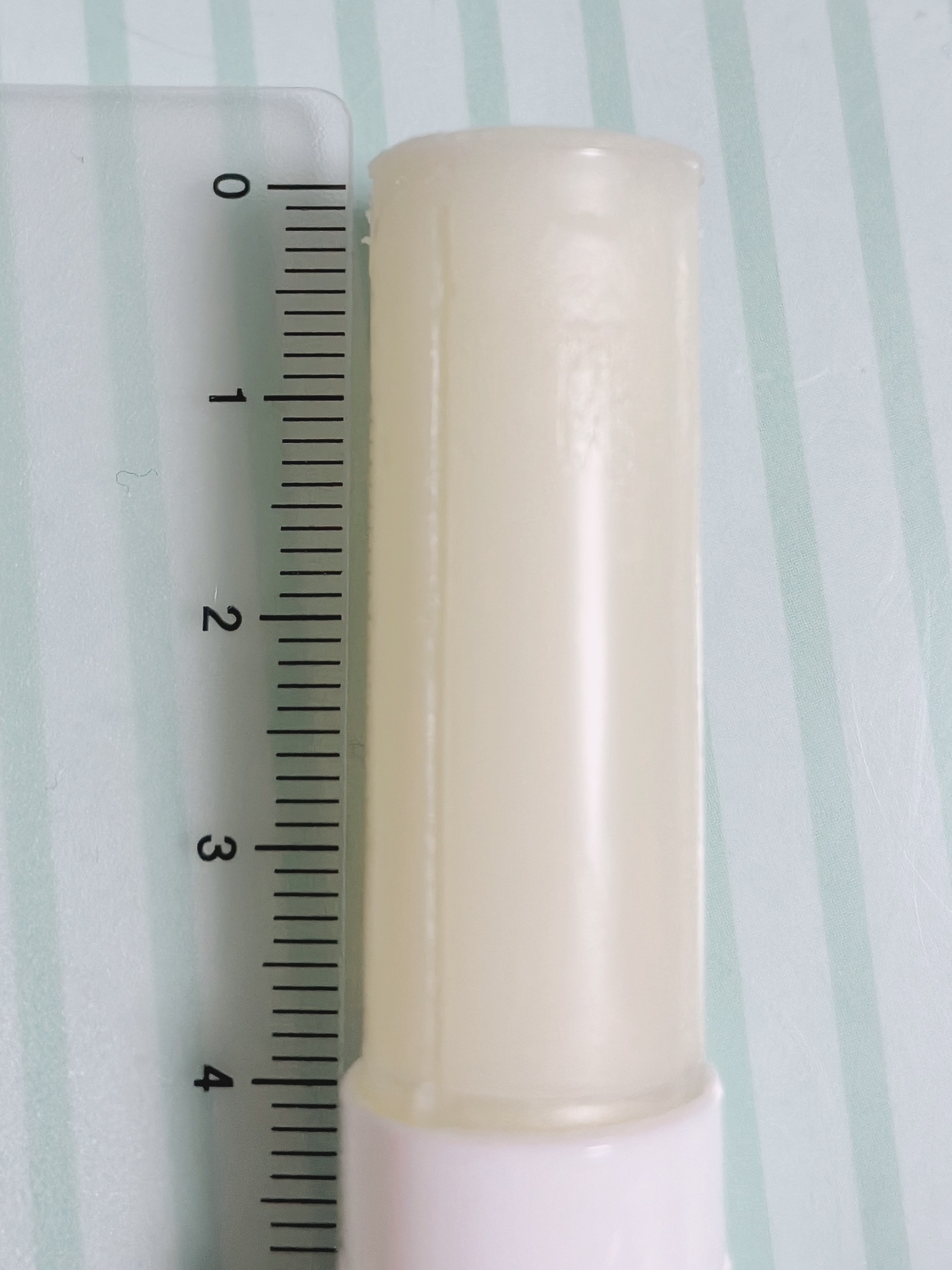 うるかすハトムギリップクリーム/サツドラ(サッポロドラッグストア)/リップクリームを使ったクチコミ（3枚目）