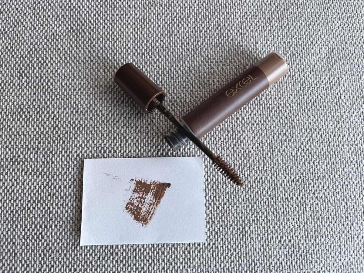 カラーオン アイブロウ/excel/眉マスカラを使ったクチコミ（2枚目）