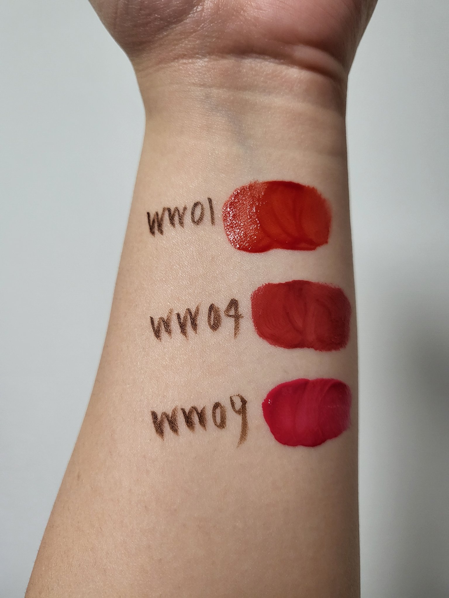 タトゥーフィクシングリップウォーターティント/MOOLDA/リップティントを使ったクチコミ（2枚目）