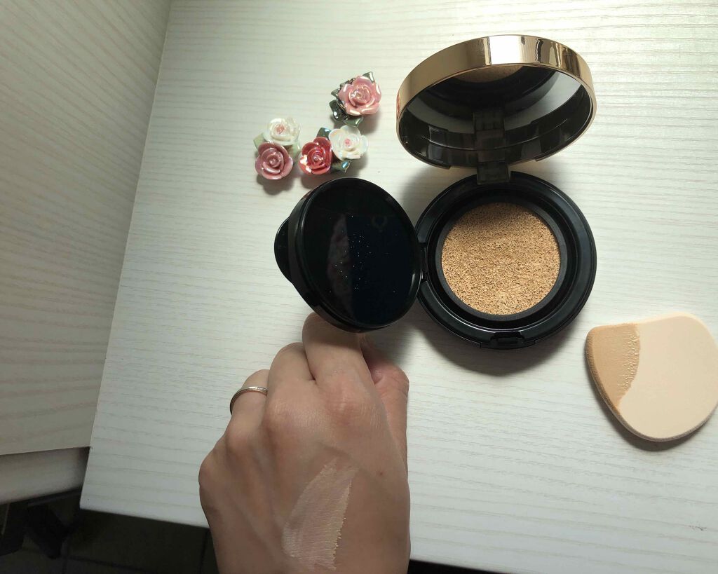 ホワイトカバークッション/エクスボーテ/クッションファンデーションを使ったクチコミ(2枚目)