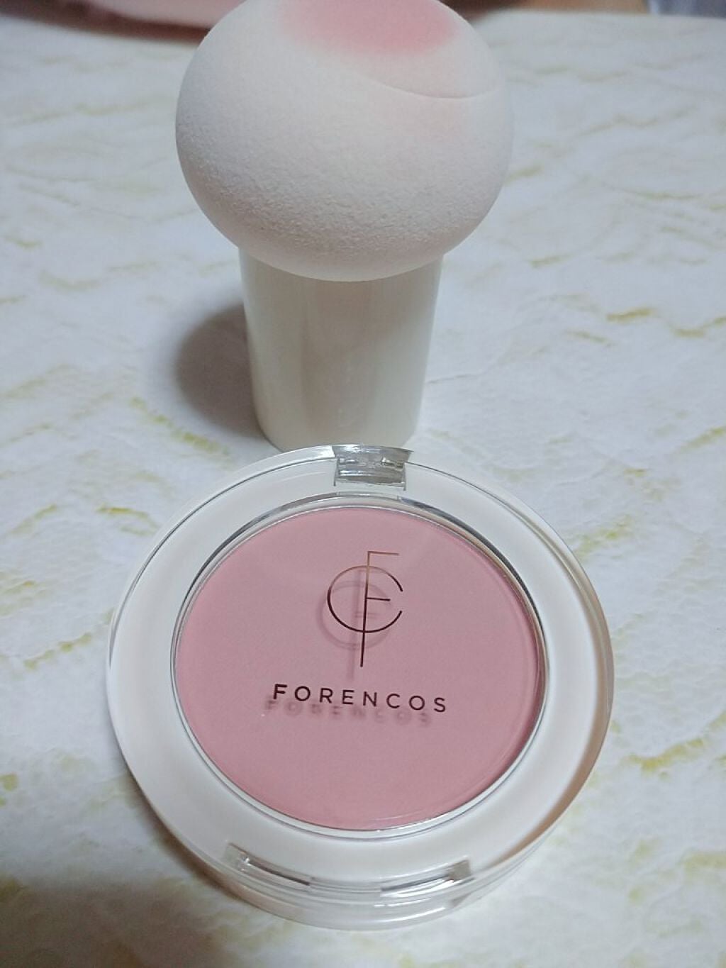 ベアブラッシャー パフ付き/フォレンコス/パウダーチークを使ったクチコミ(2枚目)