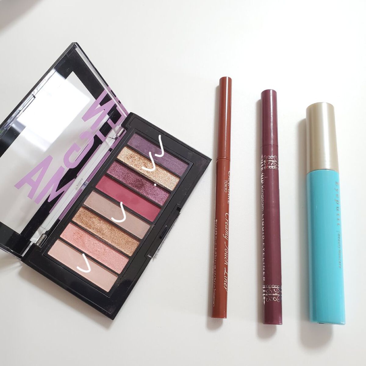 クリーミータッチライナー/キャンメイク/ジェルアイライナーを使ったクチコミ（2枚目）