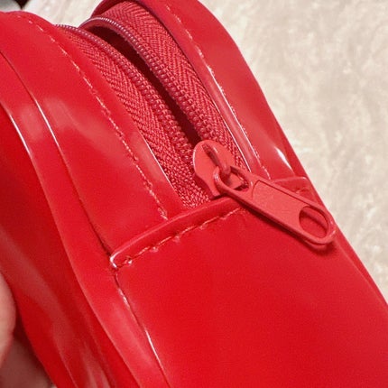 Hau美容Room on LIPS 「\赤いハート型が可愛いポーチ/【BANILACO〜ハートエディ..」(5枚目)