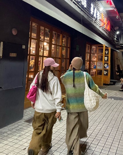 ひとみ on LIPS 「親しい友達に会いました#コーデ#ファッション#ヴィンテージ雑貨..」(5枚目)