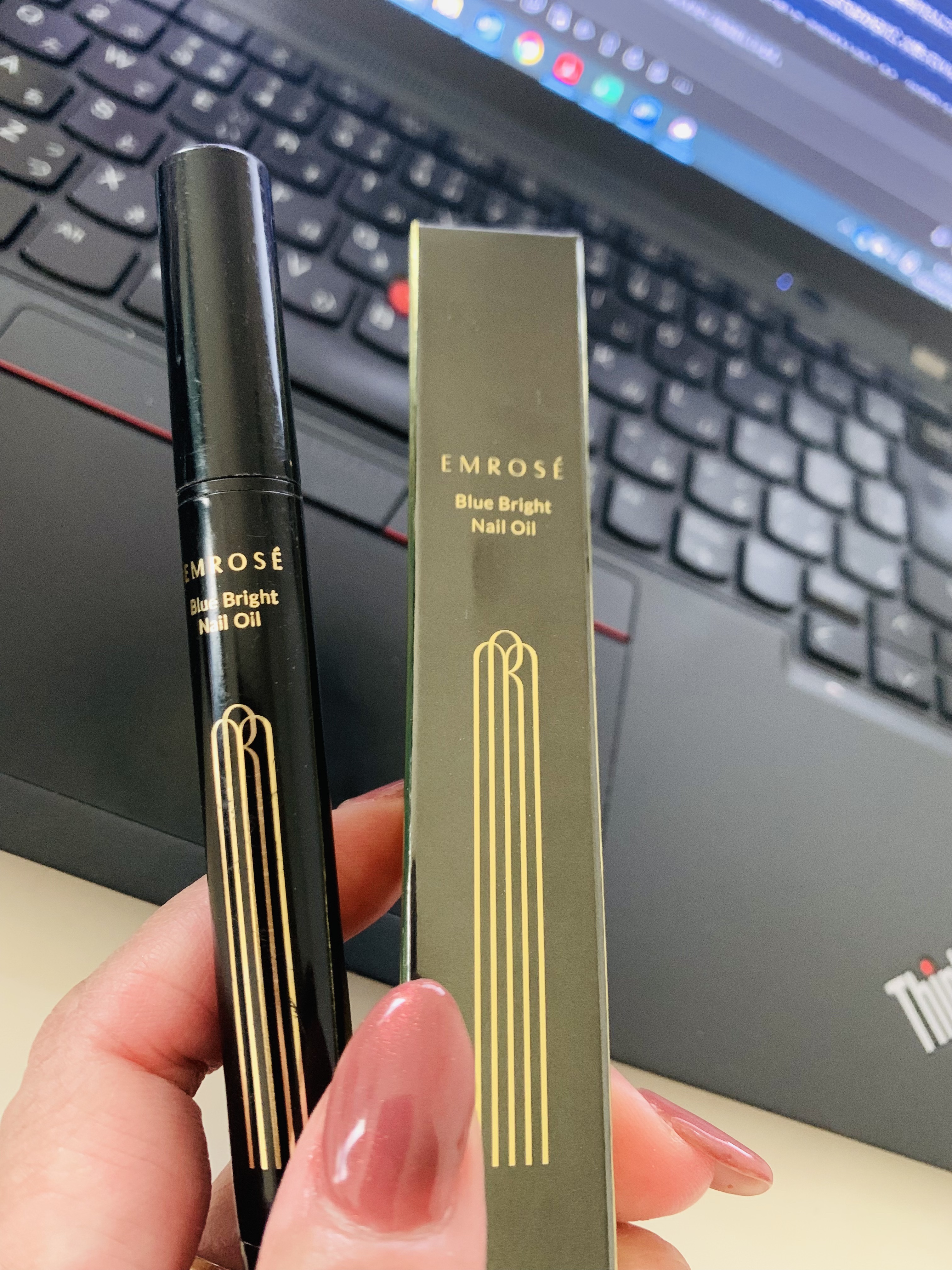 ブルーブライトネイルオイル/EMROSÉ/ネイルオイル・トリートメントを使ったクチコミ（1枚目）