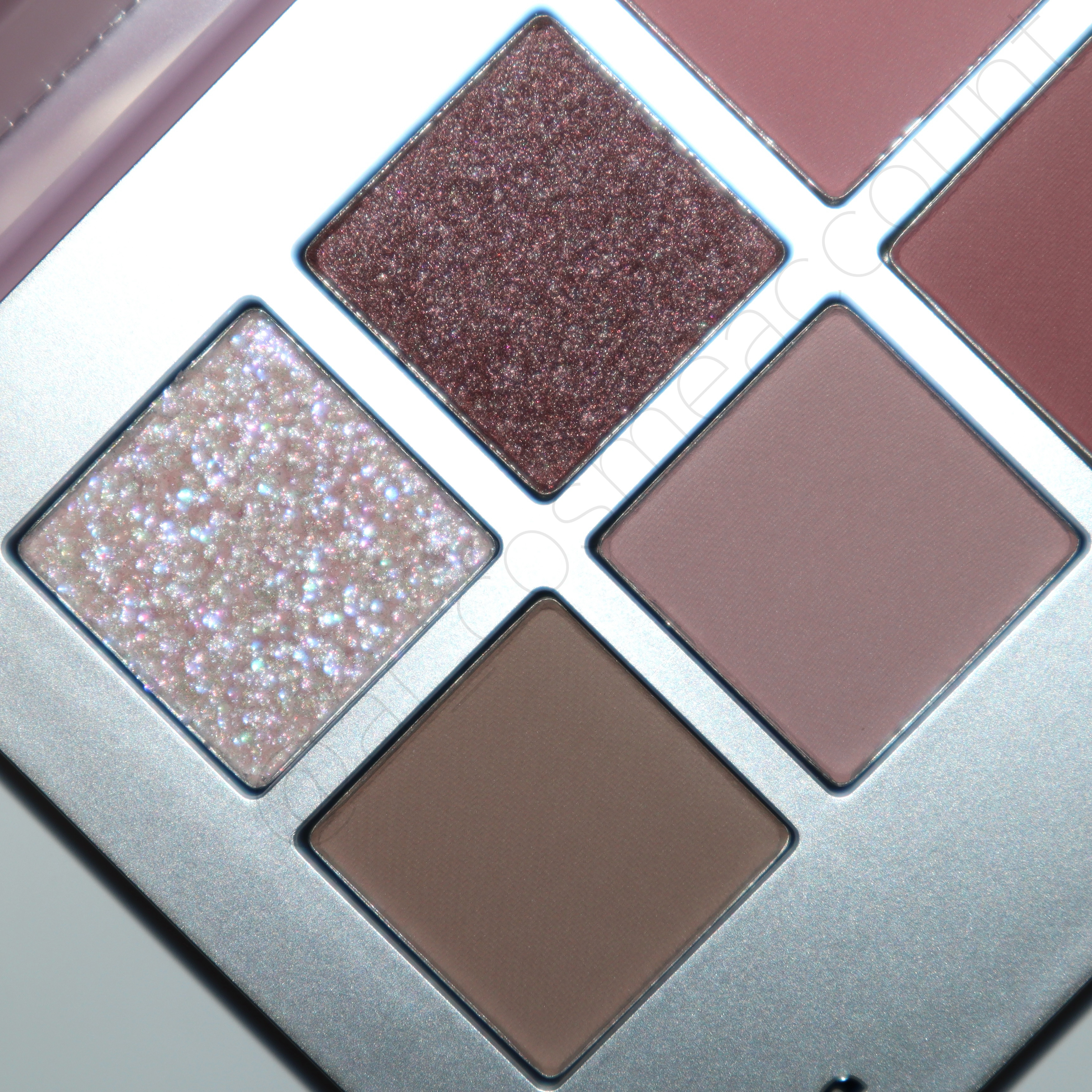 ニューデップスアイシャドウパレット/hince/アイシャドウパレットを使ったクチコミ（2枚目）