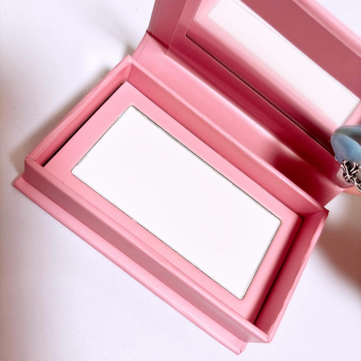 前髪さらさらパウダー/SHOBIDO/その他スタイリングを使ったクチコミ(3枚目)