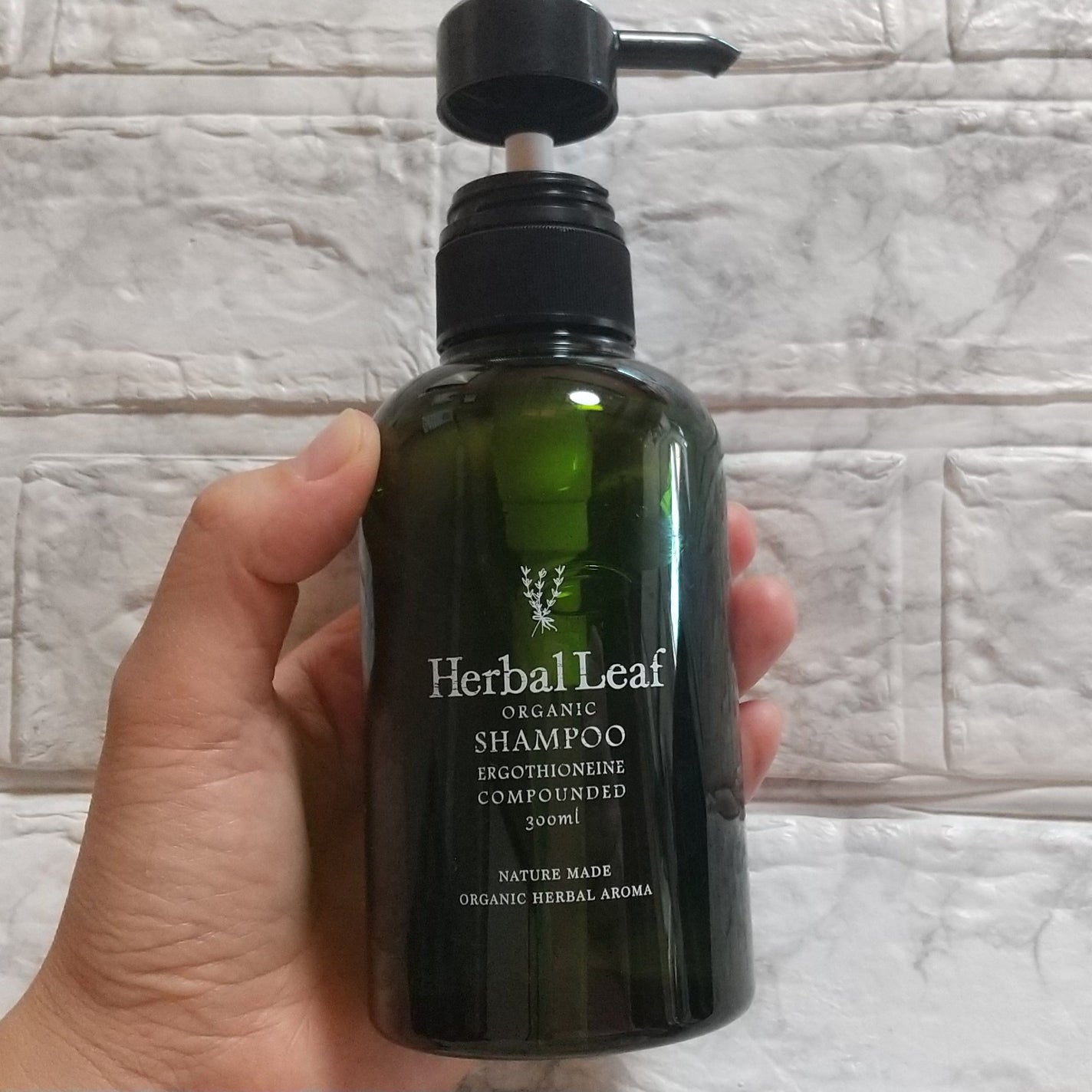 オーガニックシャンプー/コンディショナー/ハーバルリーフ/市販シャンプーを使ったクチコミ(2枚目)