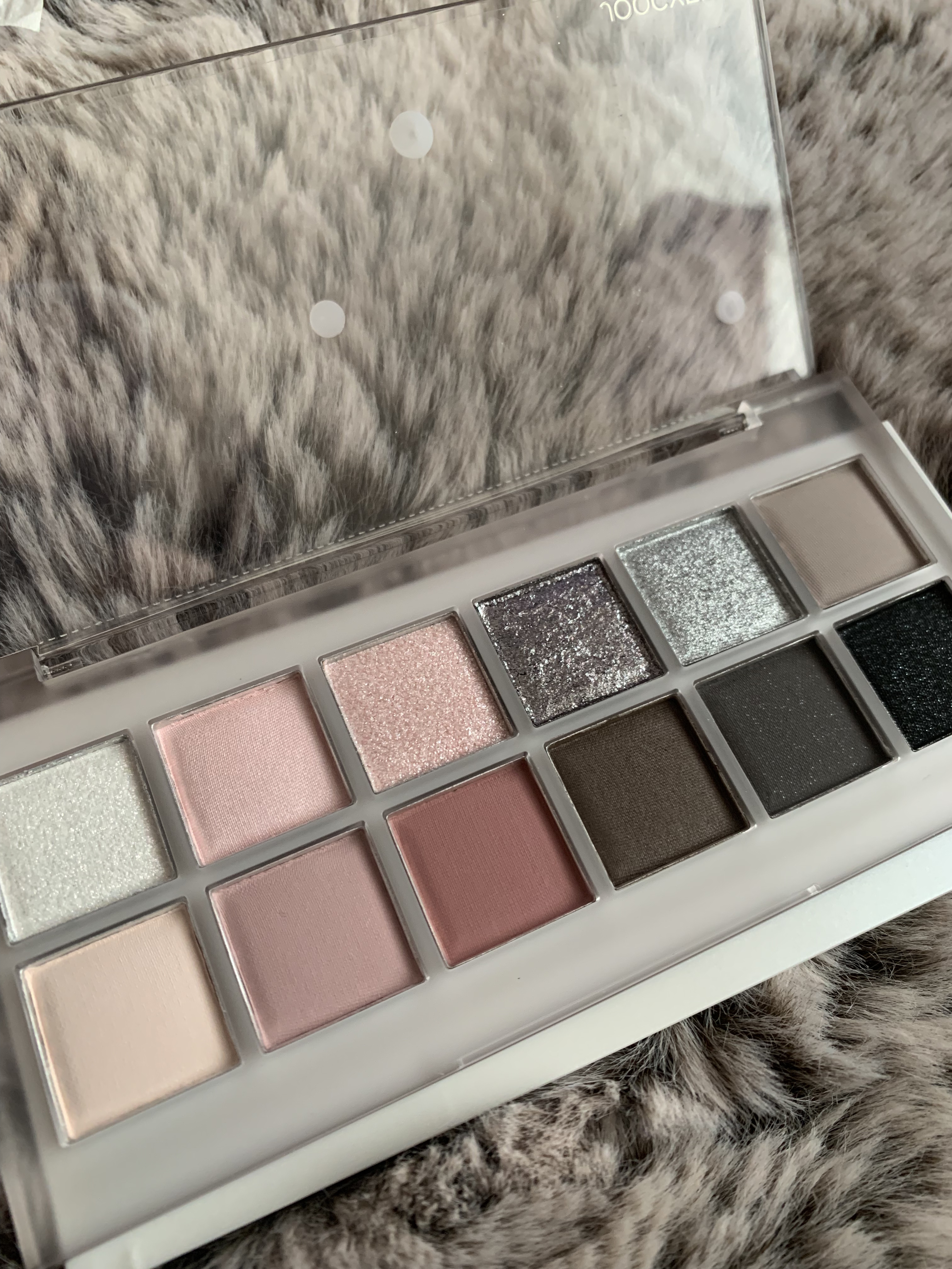 12色マルチユースパレット [The World Is My Oyster] /Joocyee/アイシャドウパレットを使ったクチコミ（3枚目）