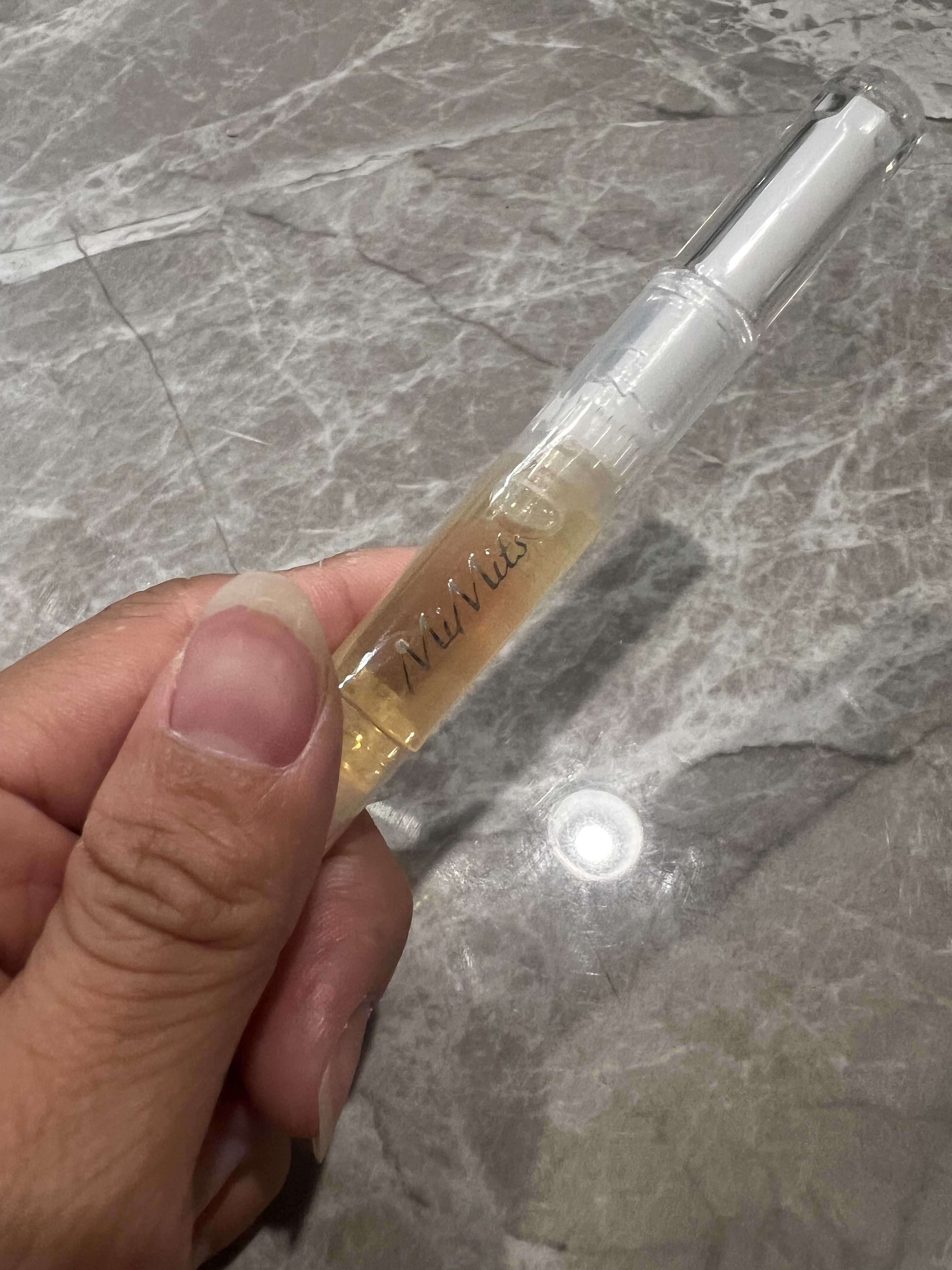 Mimits モイストネイルオイル/ビー・エヌ/ネイルオイル・トリートメントを使ったクチコミ（2枚目）