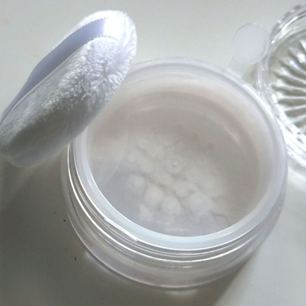 うるふわ仕上げパウダー/CEZANNE/ルースパウダーを使ったクチコミ(2枚目)