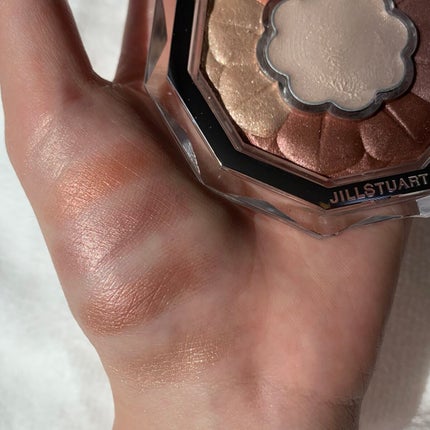 ジルスチュアート ブルームクチュール アイズ/JILL STUART/アイシャドウパレットを使ったクチコミ(6枚目)