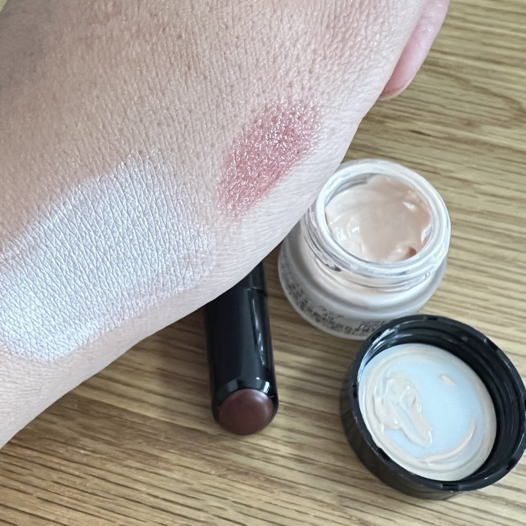 ライブリースキン　ウェア/KANEBO/クリーム・エマルジョンファンデーションを使ったクチコミ（1枚目）