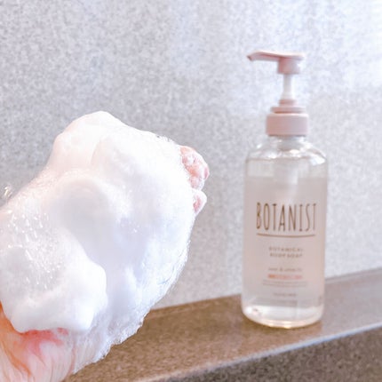 ボタニカルボディーソープ(マイルドケア)/BOTANIST/ボディソープを使ったクチコミ(5枚目)