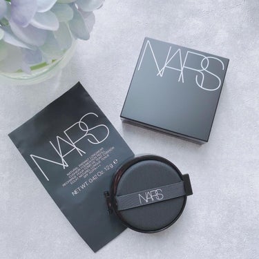 NARS ナチュラルラディアント ロングウェア クッションファンデーションのクチコミ「🎼.•*¨*•.¸¸🎶NARS独自の処方で空気中のちり•ほこりなどの微粒子や、紫外線によるダメ.....」（2枚目）