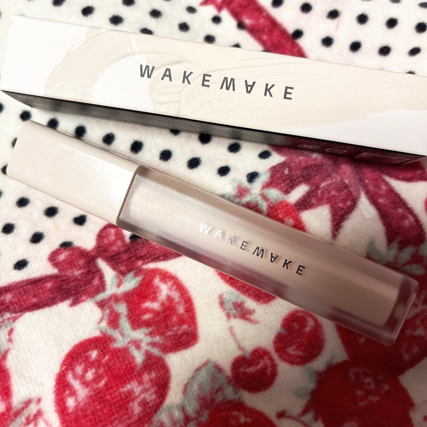 ディファイニングカバーコンシーラー/wakemake/リキッドコンシーラーを使ったクチコミ(1枚目)