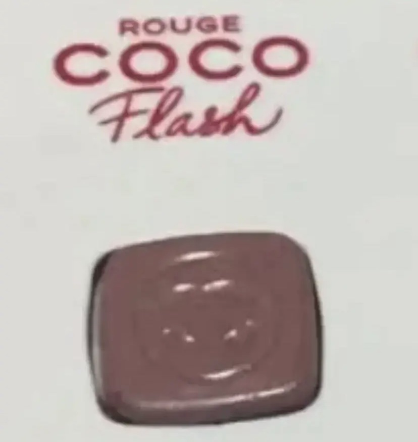 ルージュ ココ フラッシュ/CHANEL/口紅を使ったクチコミ（1枚目）