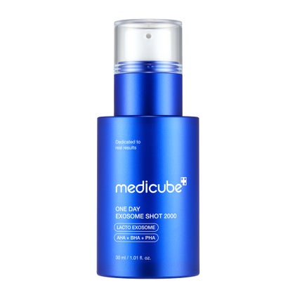 ダーマエアショット | ホワイト MEDICUBE | LIPS SHOPPING ダーマエアショット | ホワイト MEDICUBE | LIPS SHOPPING