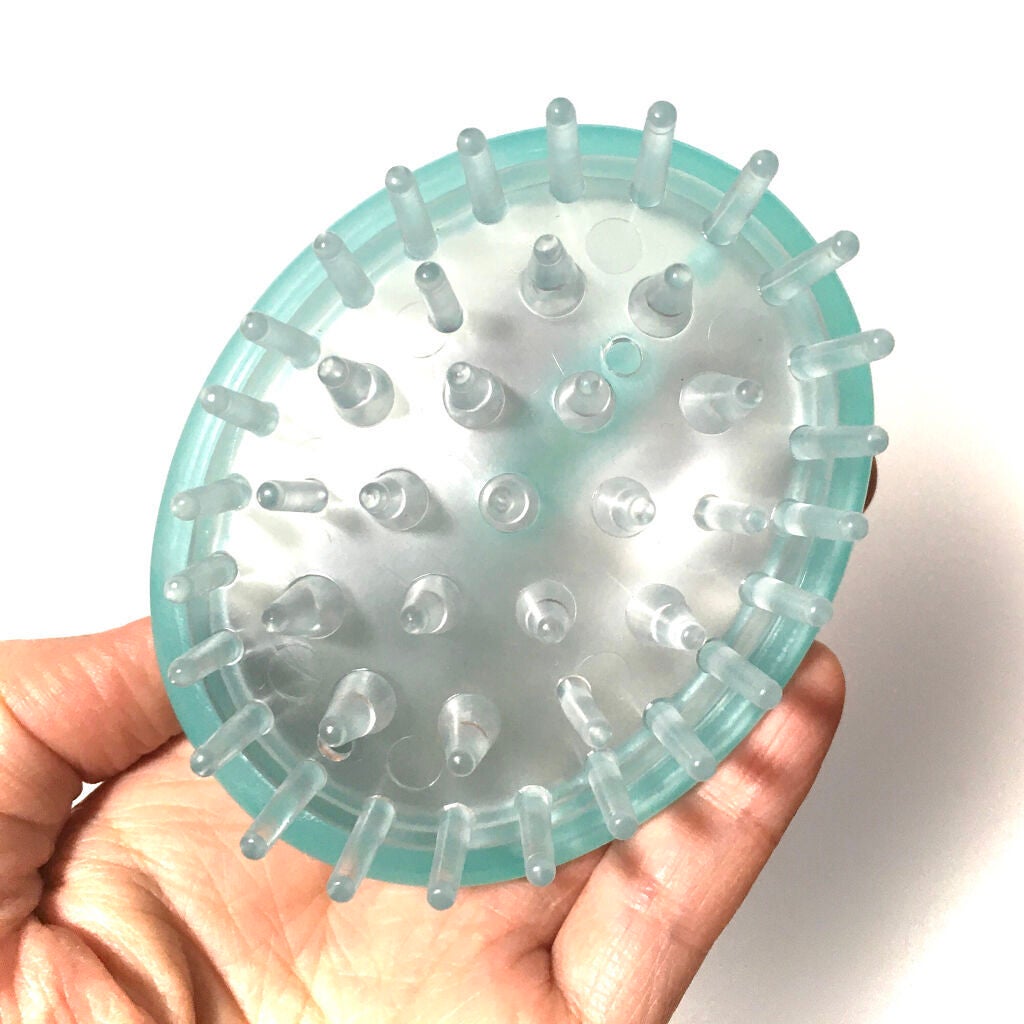 頭皮スッキリシャンプーブラシ/DAISO/スカルプブラシを使ったクチコミ(3枚目)