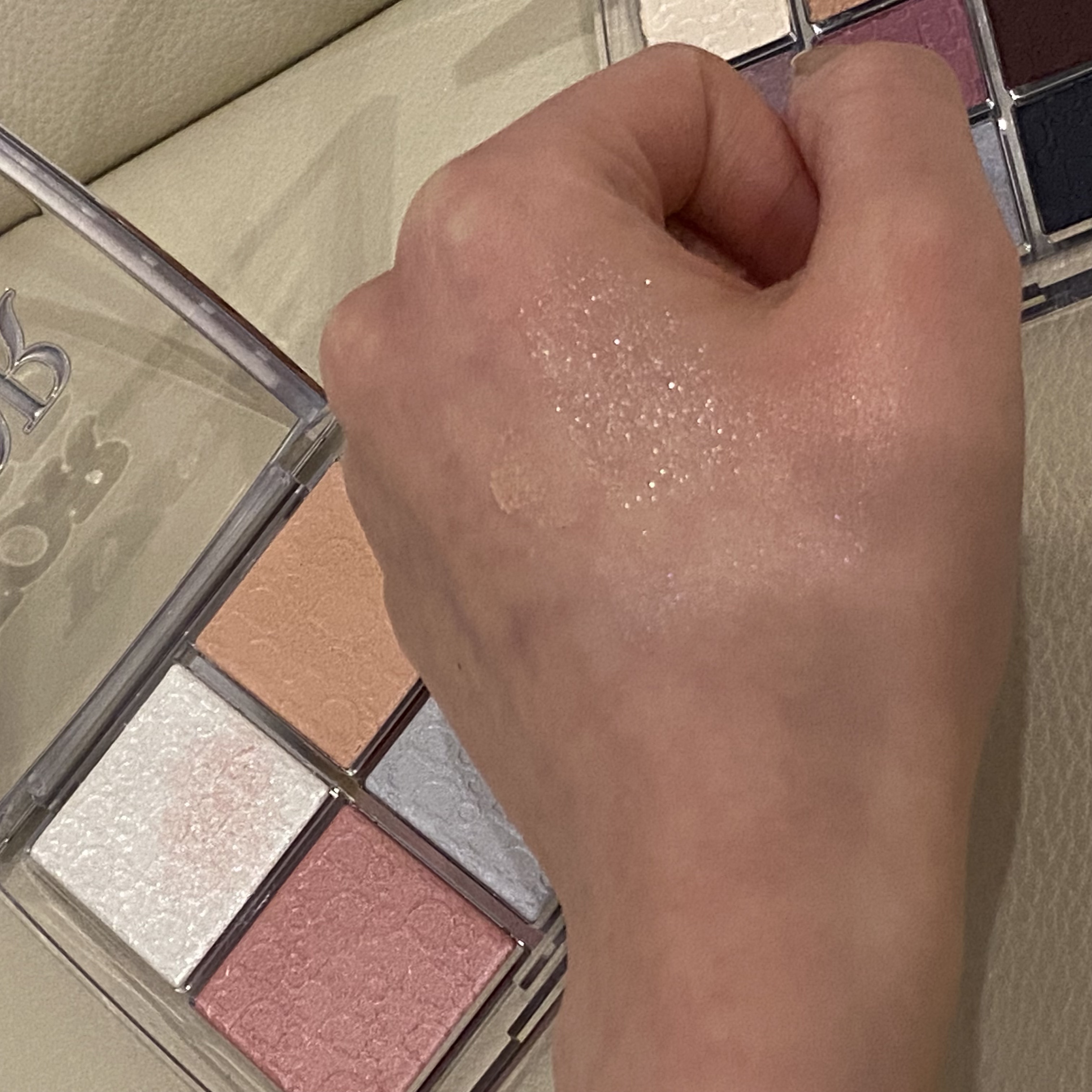 【旧】ディオール バックステージ フェイス グロウ パレット/Dior/ハイライトを使ったクチコミ（3枚目）