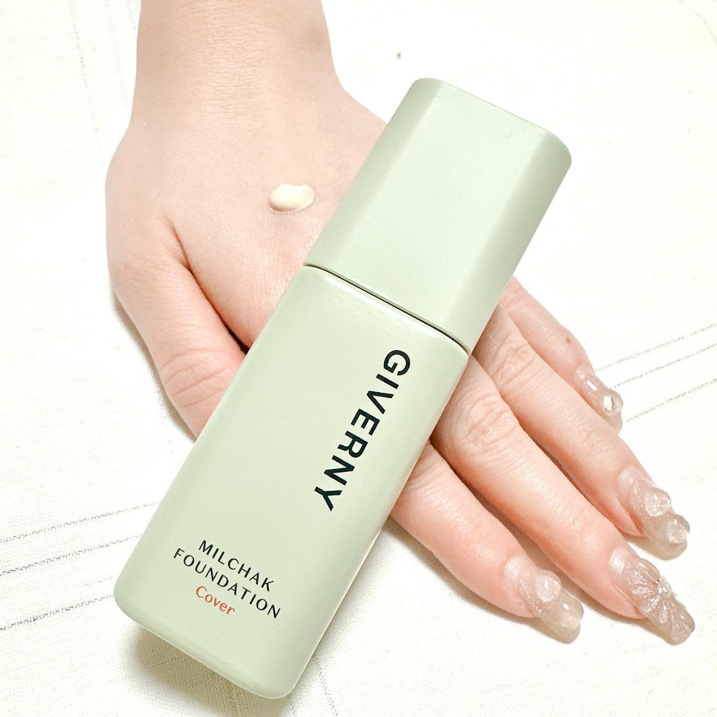 ジヴェルニー 密着カバーファンデーション/GIVERNY/リキッドファンデーションを使ったクチコミ(3枚目)