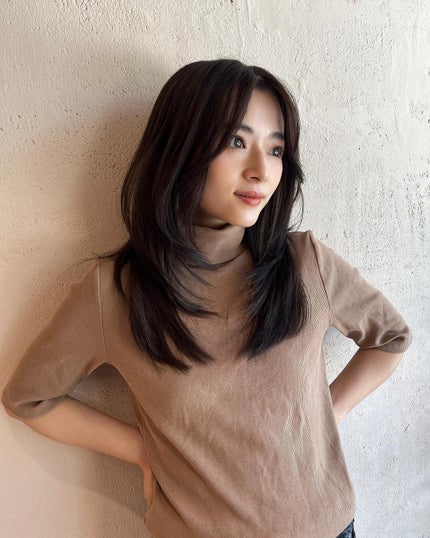 HARUNA on LIPS 「さらっとスタイリングできる!レイヤースタイルです🩷#レイヤーカ..」(5枚目)