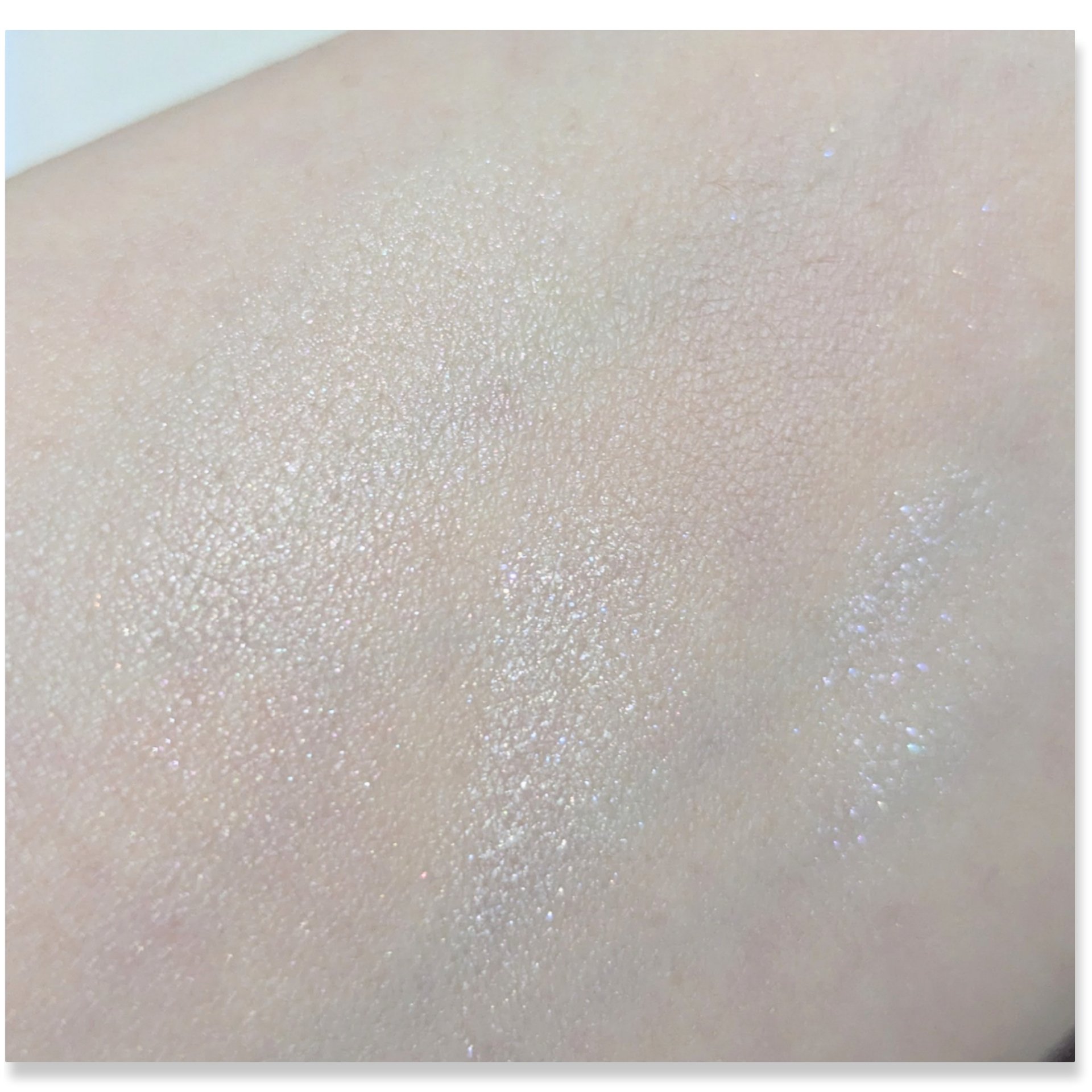 シルキーアイシャドウ 02 シルキーピンク/U R GLAM/アイシャドウパレットを使ったクチコミ（3枚目）