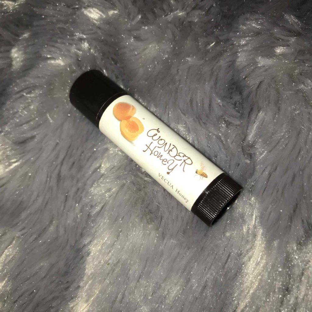 ワンダーハニー 色づくジューシー蜜リップ/VECUA Honey/リップクリームを使ったクチコミ(1枚目)