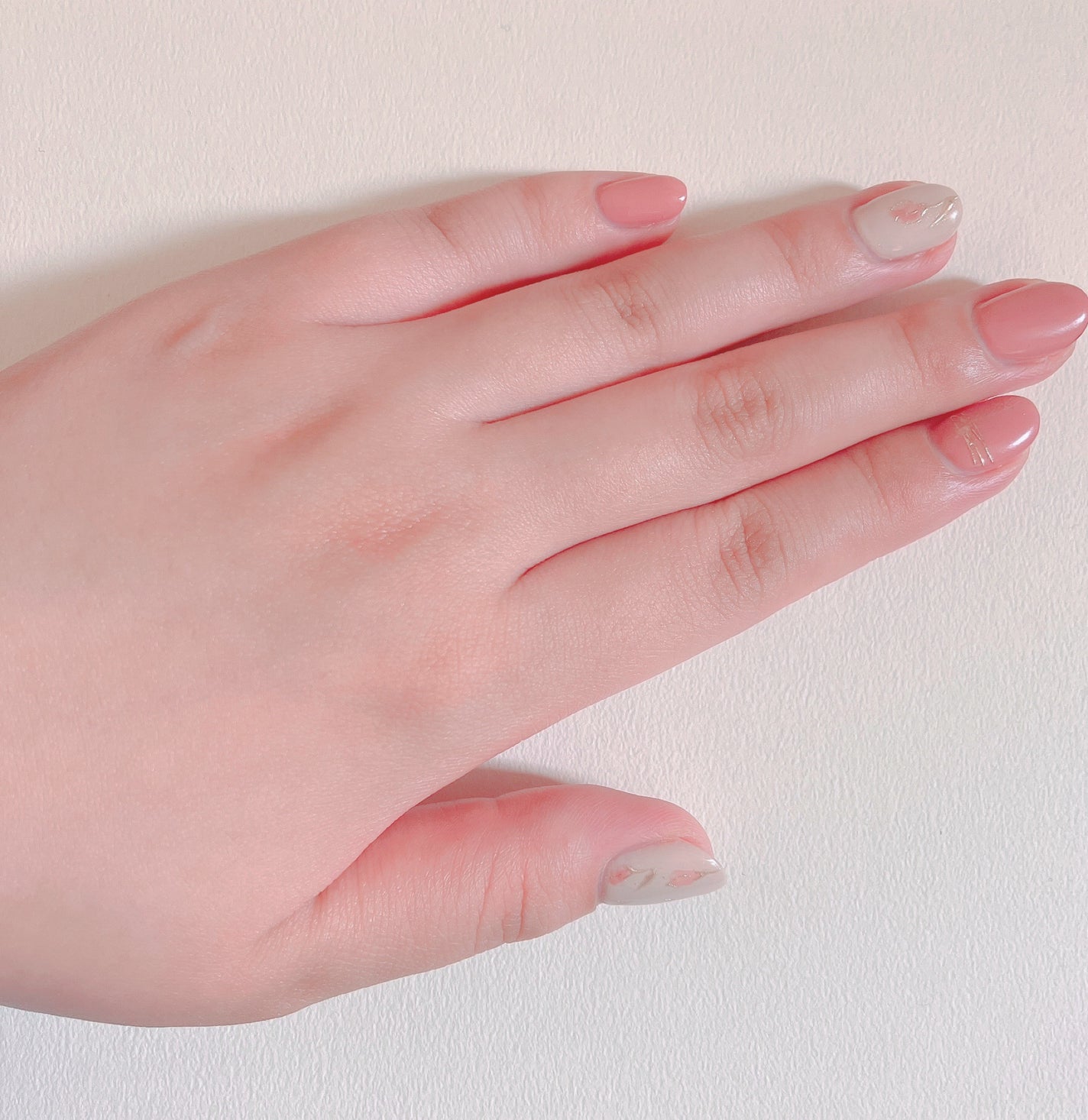 ハンドクリーム ピュアシャンプーの香り/フィアンセ/ハンドクリームを使ったクチコミ(4枚目)