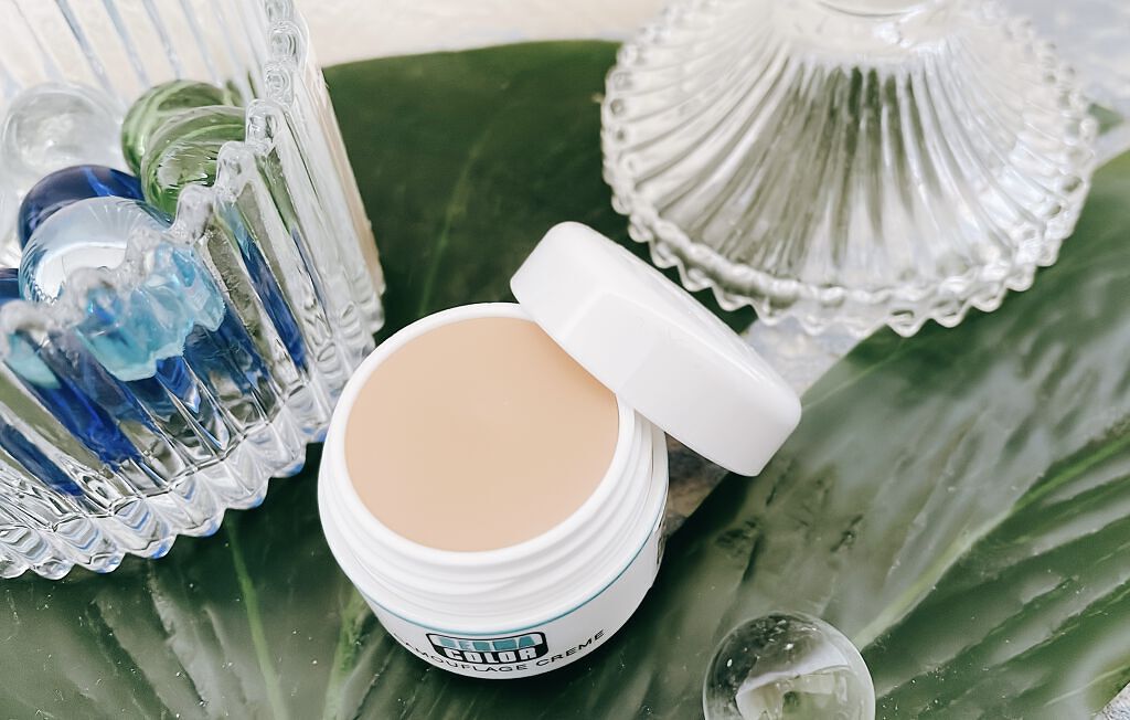 カモフラージュ パーフェクトコンシーラー/ダーマカラー/クリームコンシーラーを使ったクチコミ（1枚目）