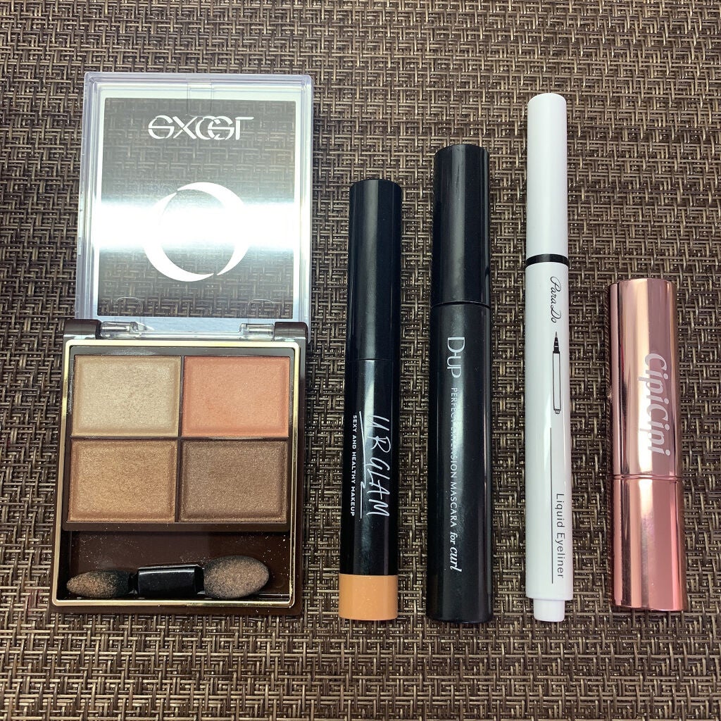 スキニーリッチシャドウ/excel/アイシャドウパレットを使ったクチコミ(3枚目)