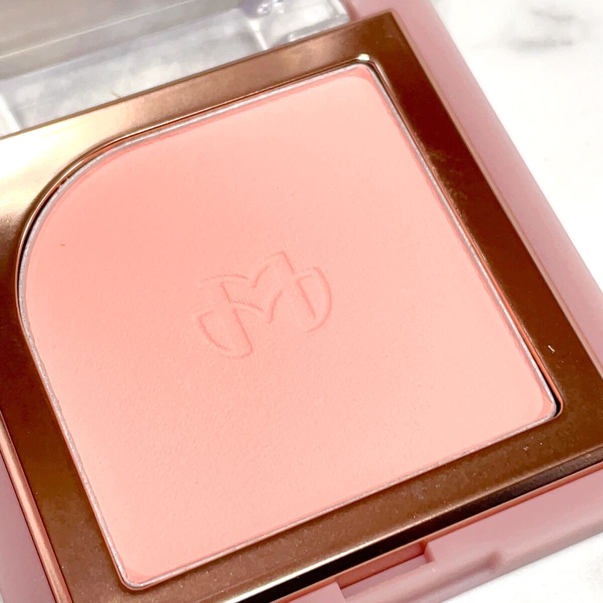 フラッターブラッシャー 03 メリーミューズ/mude./パウダーチークを使ったクチコミ（2枚目）