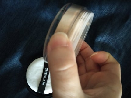 ベイクド グロウ セッティング パウダー/SHEGLAM/ルースパウダーを使ったクチコミ(4枚目)