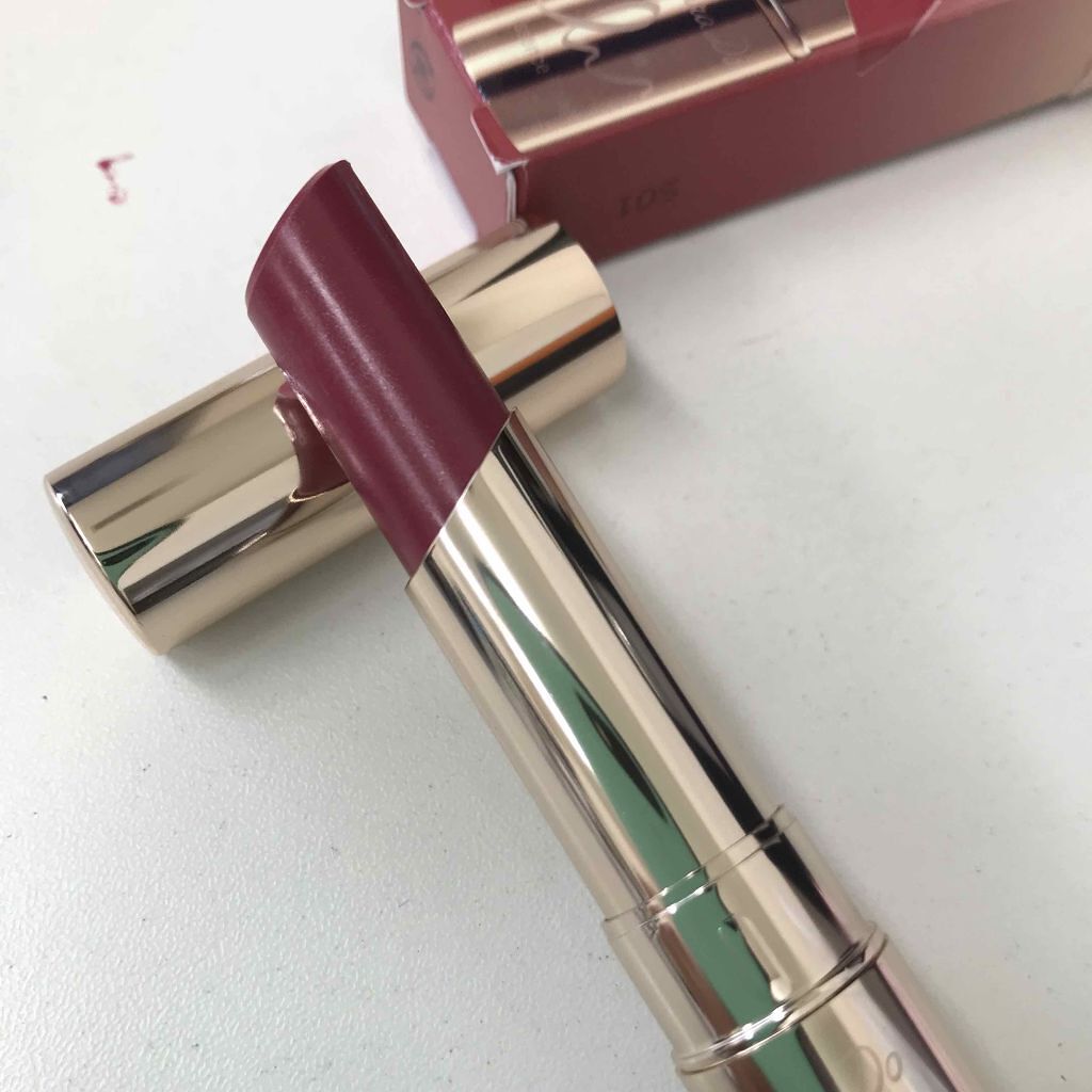 エッセンスルージュS/パラドゥ/口紅を使ったクチコミ(2枚目)