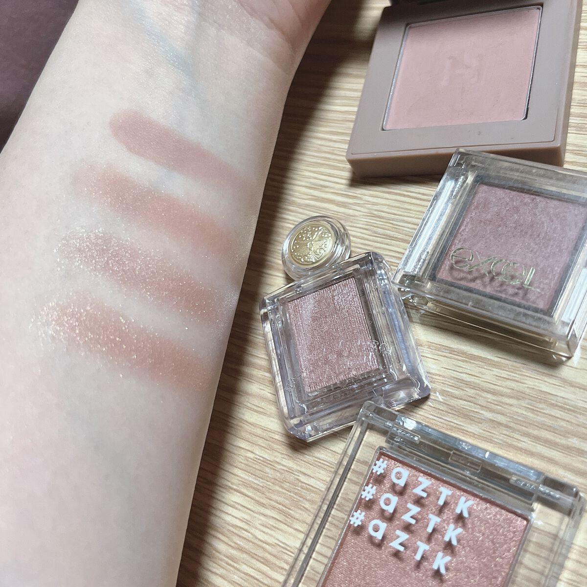 シャドーカスタマイズ/MAJOLICA MAJORCA/単色アイシャドウを使ったクチコミ（1枚目）