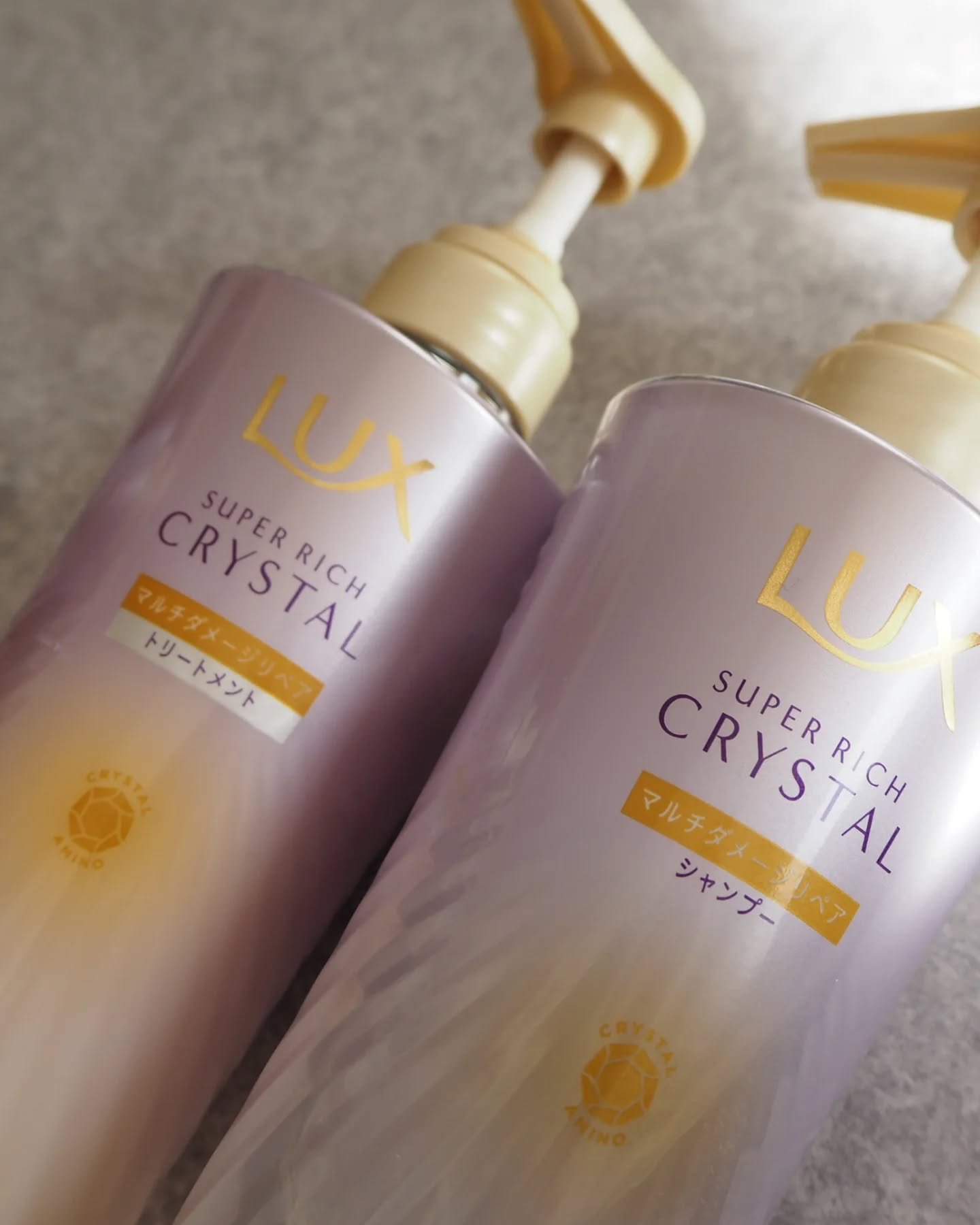 ラックス スーパーリッチクリスタル マルチダメージリペア ヘアオイル/LUX/ヘアオイルを使ったクチコミ（3枚目）